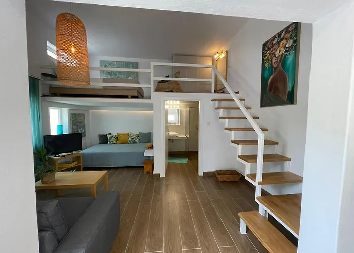 Cosy Loft Platamonas